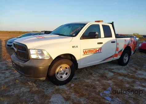 2021 Ram 1500 Classic Tradesman 4X2 6'4 Box из США, поврежденный, VIN 1C6RR6FG9MS563280